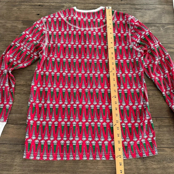 TOP ONLY Roller Rabbit Maisonette St Nick pajama top Spencer Medium Red Holiday - Picture 6 of 7